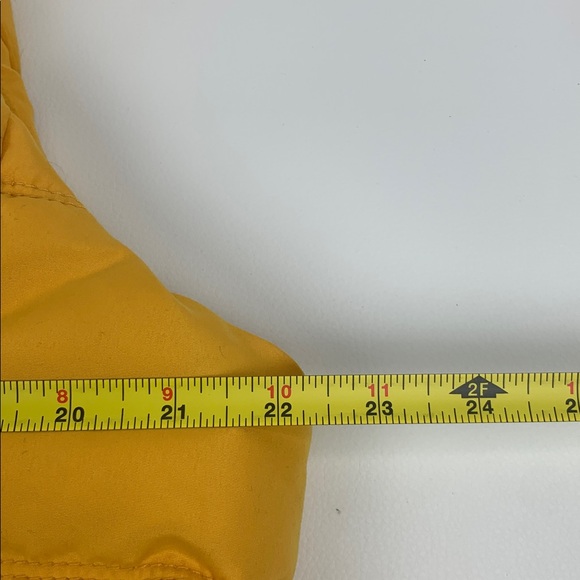 Old Navy Gold Yellow Puffer Vest Size XL Full zip up Fleece Lined Pockets - Picture 13 of 15